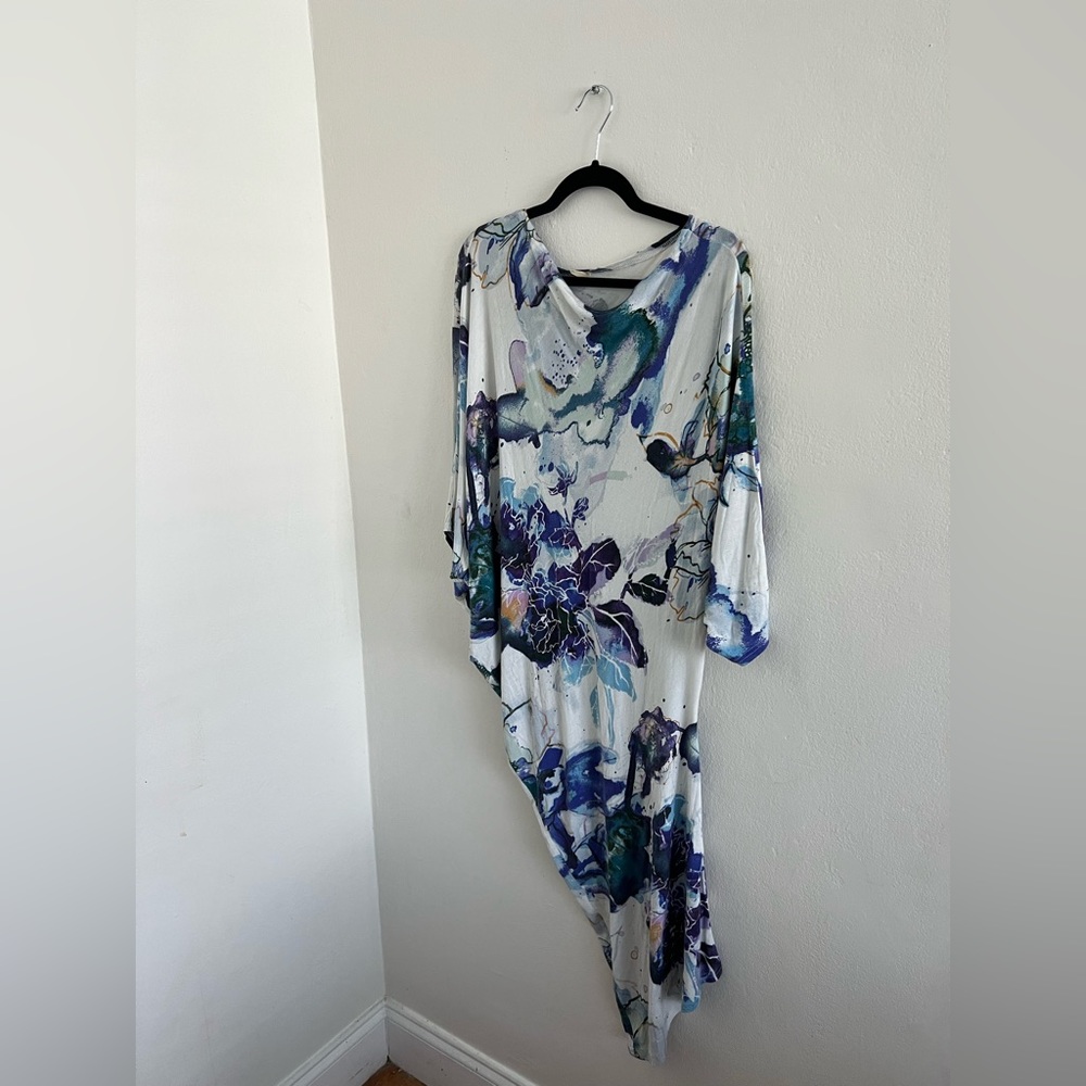 Flattering tight and draping dress